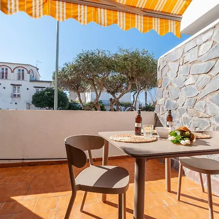 Apartment Con Terraza Cerca De La Playa By Insidehome Empuriabrava