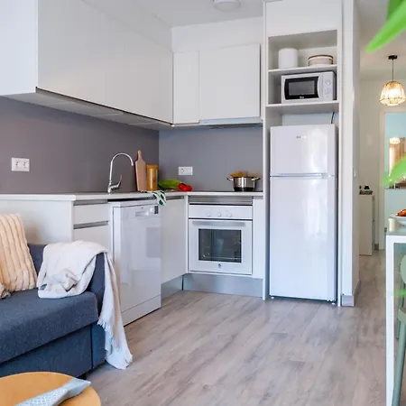 Con Terraza Cerca De La Playa By Insidehome Empuriabrava